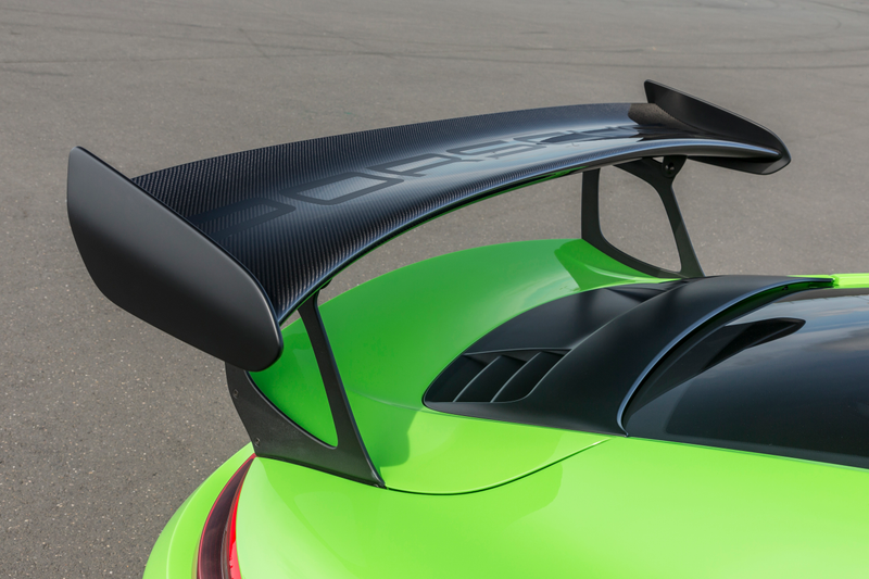 Illustration for article titled Put These Very Good 2019 Porsche 911 GT3 RS Photos In Your Life